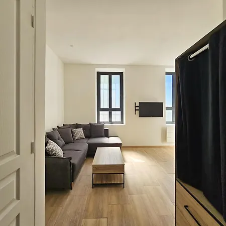 Joli Renove En Centre-ville Proche Tramway Apartamento